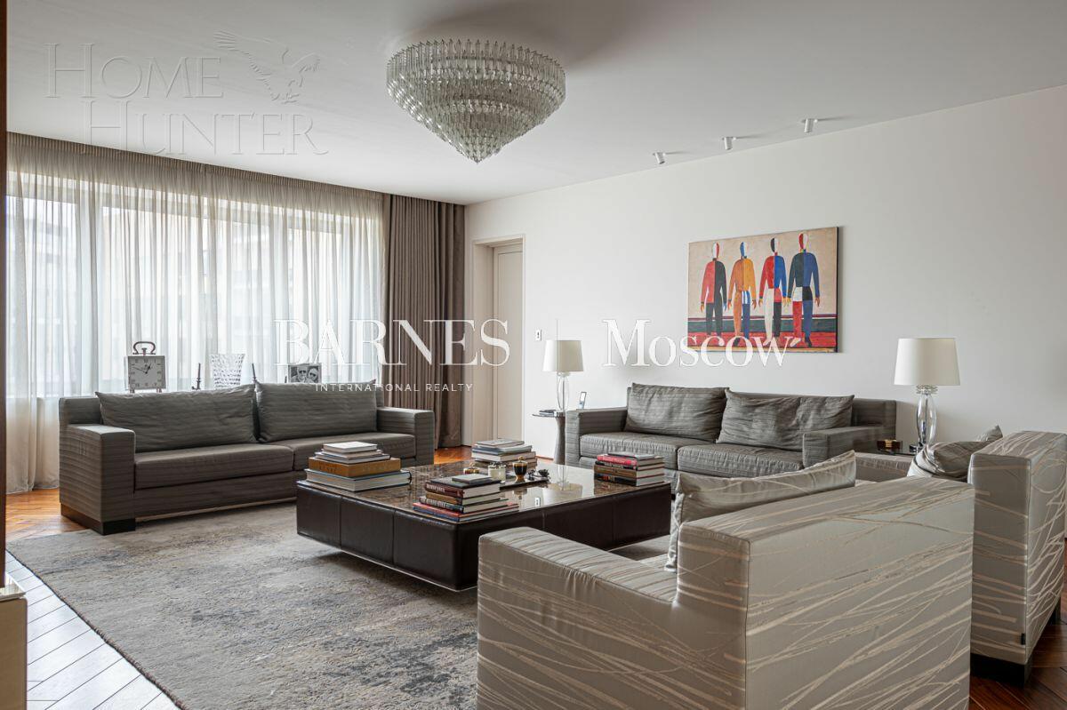 3-КОМН. КВАРТИРА С ОТДЕЛКОЙ 173.3 М² НА 8 ЭТАЖЕ