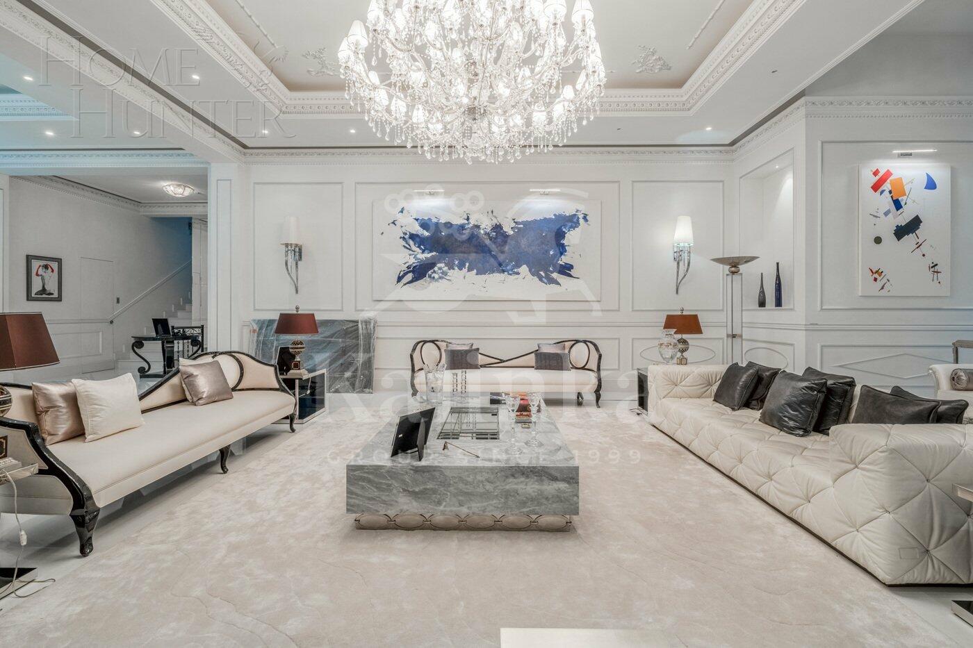 3-этажный коттедж 1 831 м² с отделкой