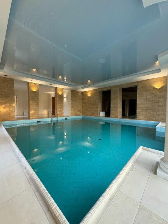 2-этажный коттедж 1 150 м² с отделкой