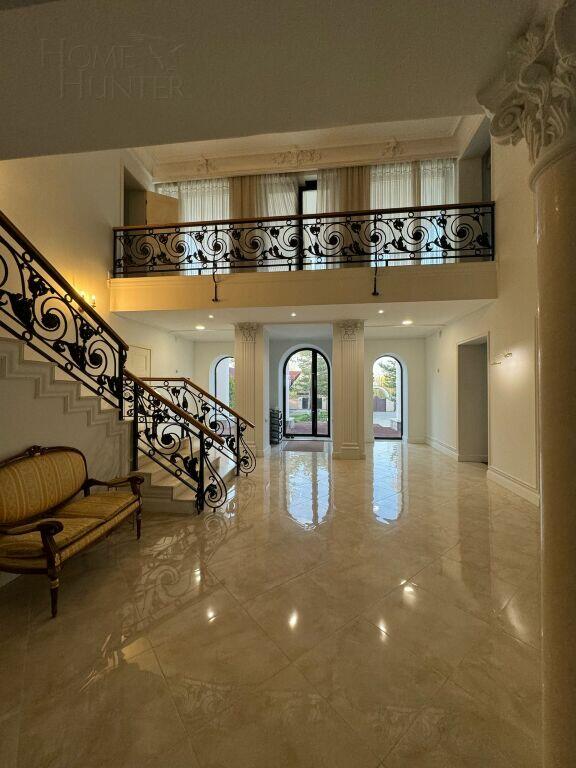 2-этажный коттедж 1 150 м² с отделкой