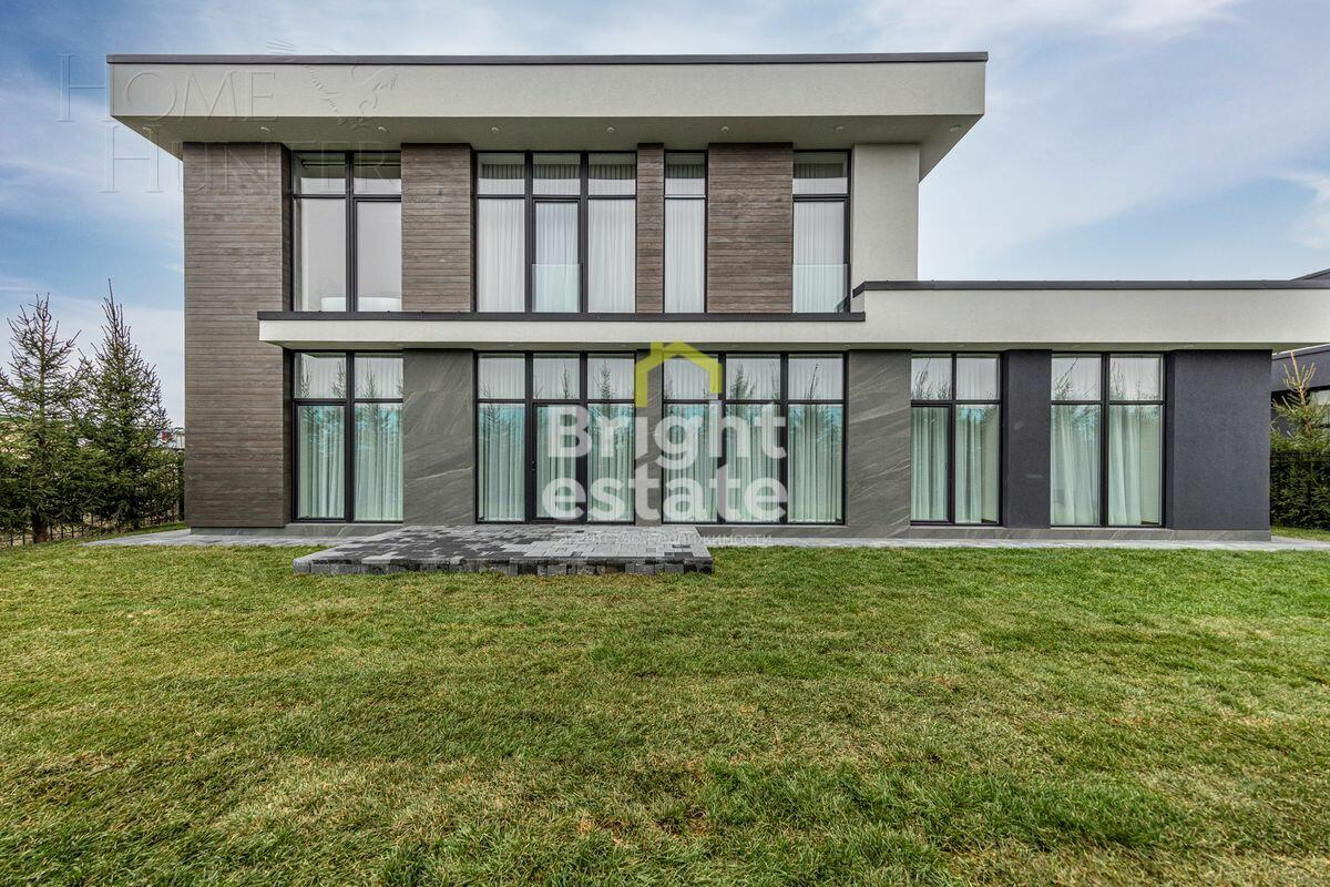 2-этажный коттедж 437 м² с отделкой