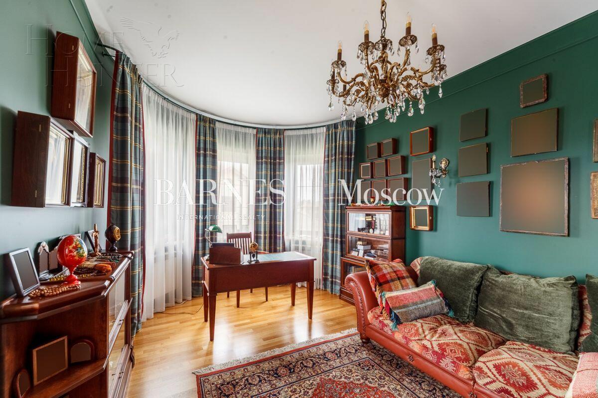 2-этажный коттедж 570 м² с отделкой