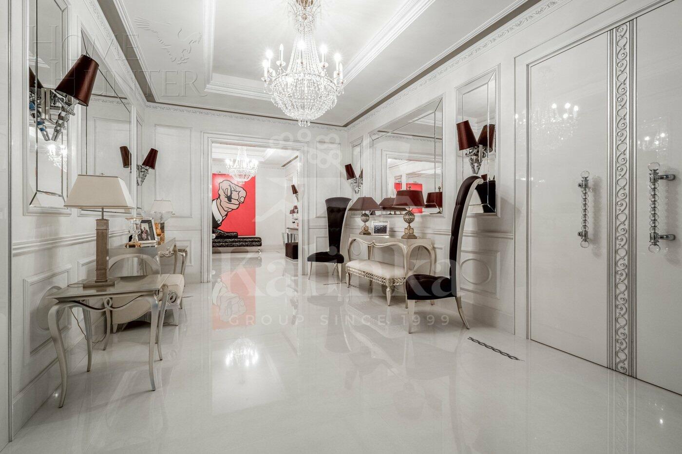 3-этажный коттедж 1 831 м² с отделкой