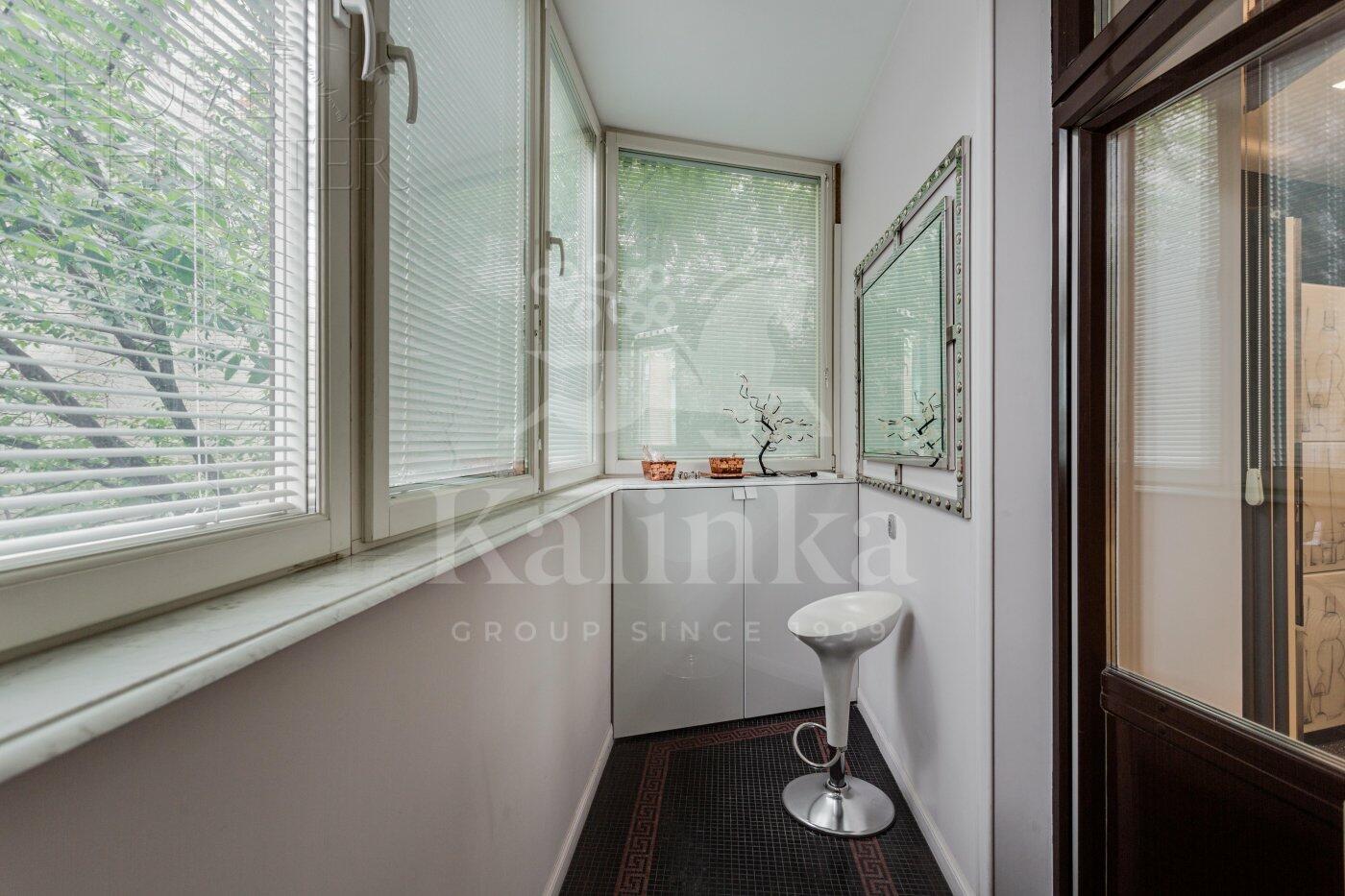 3-КОМН. КВАРТИРА С ОТДЕЛКОЙ 166 М² НА 4 ЭТАЖЕ