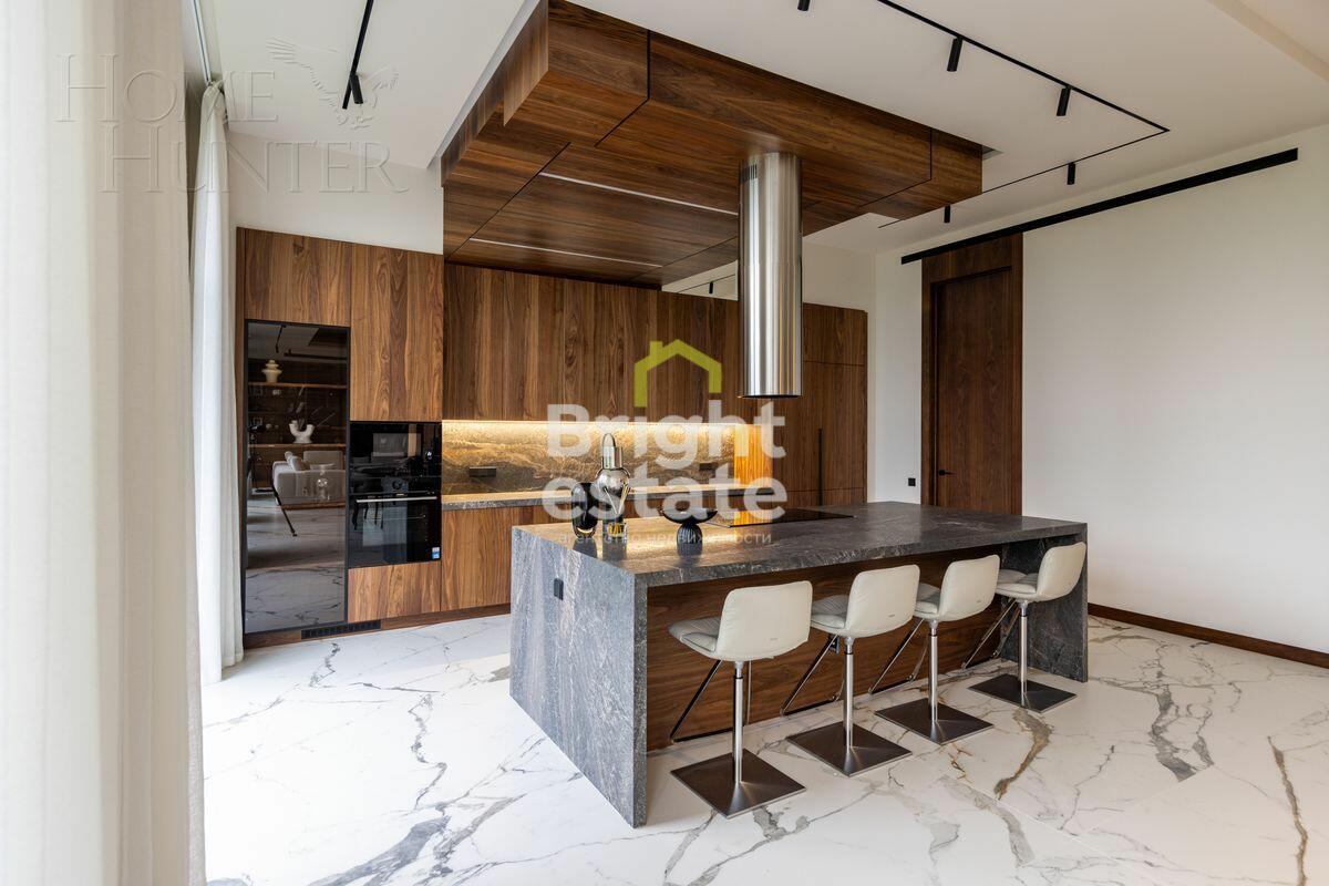 2-этажный коттедж 437 м² с отделкой