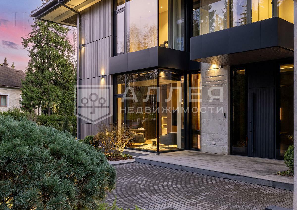 2-этажный коттедж 1 200 м² с отделкой