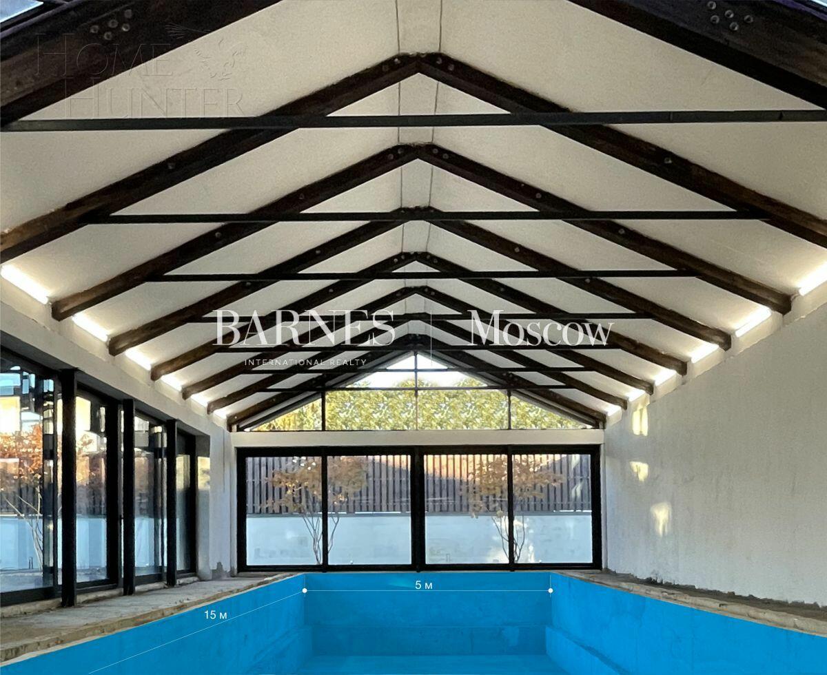 3-этажный коттедж 1 770 м² без отделки