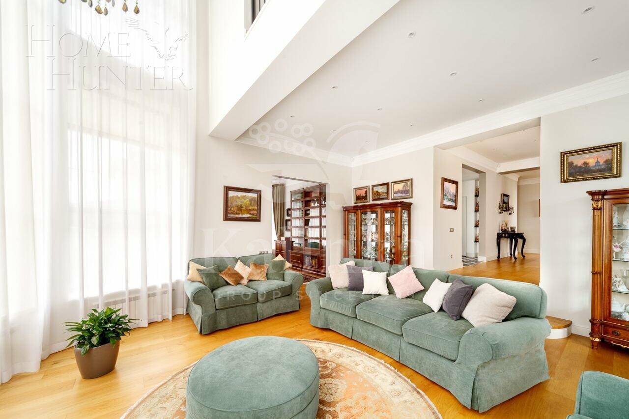 2-этажный коттедж 570 м² с отделкой