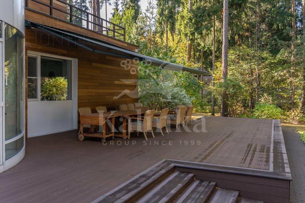 2-этажный коттедж 1 328 м² с отделкой