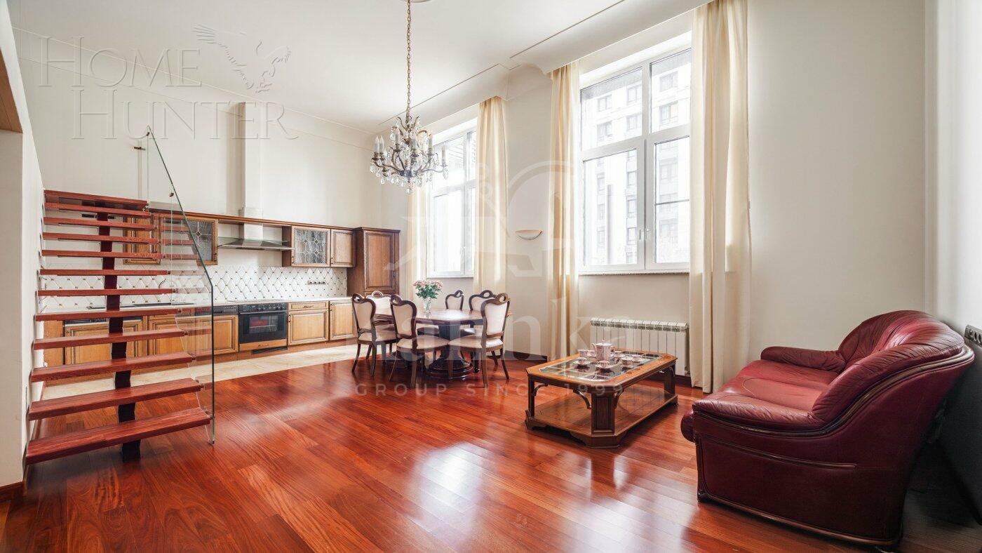 2-УРОВНЕВАЯ КВАРТИРА С ОТДЕЛКОЙ 1 000 М² НА 1 ЭТАЖЕ