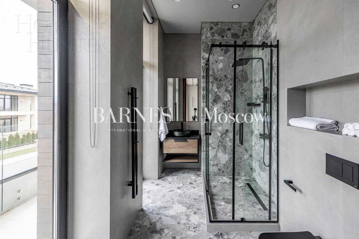 2-этажный коттедж 437 м² с отделкой