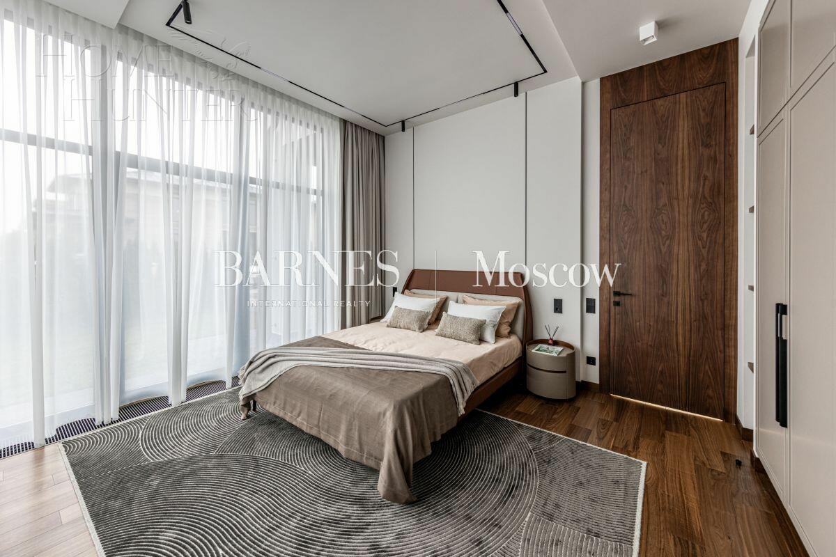 2-этажный коттедж 437 м² с отделкой