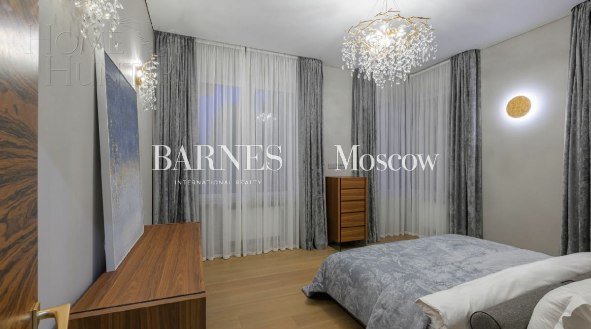 2-этажный коттедж 350 м² с отделкой