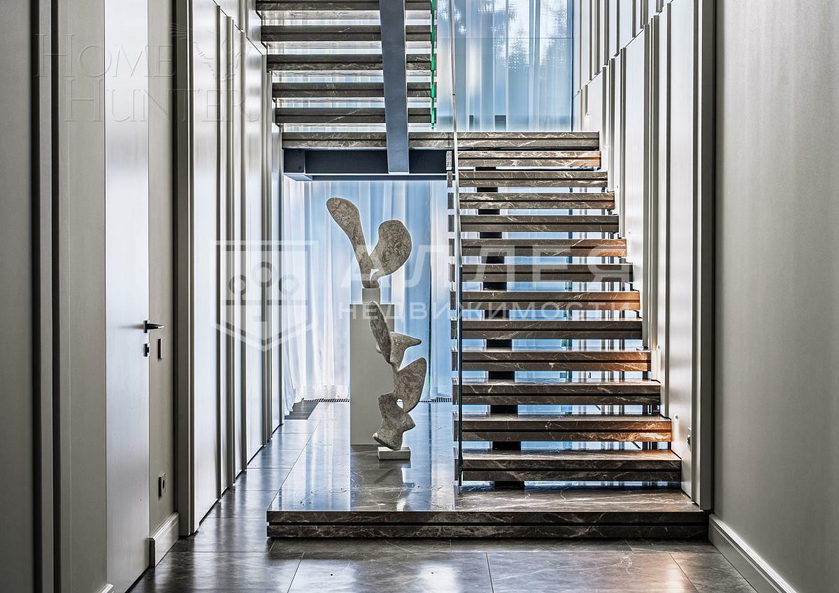 2-этажный коттедж 1 200 м² с отделкой