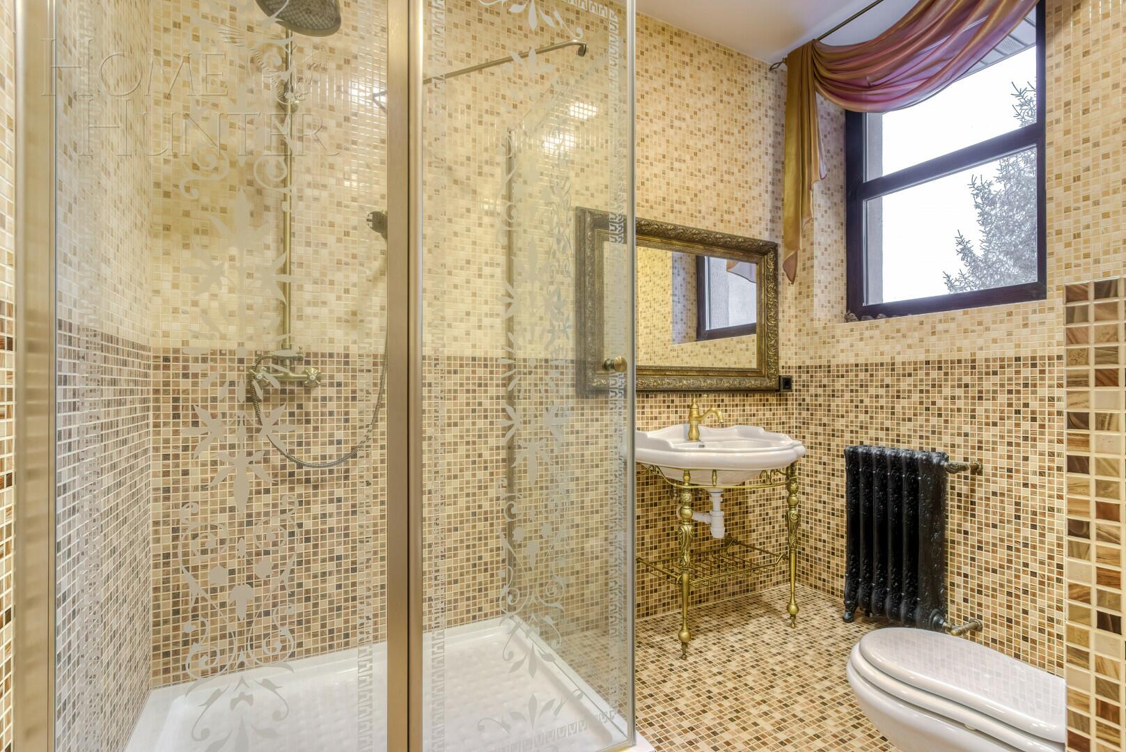 2-этажный коттедж 866 м² с отделкой