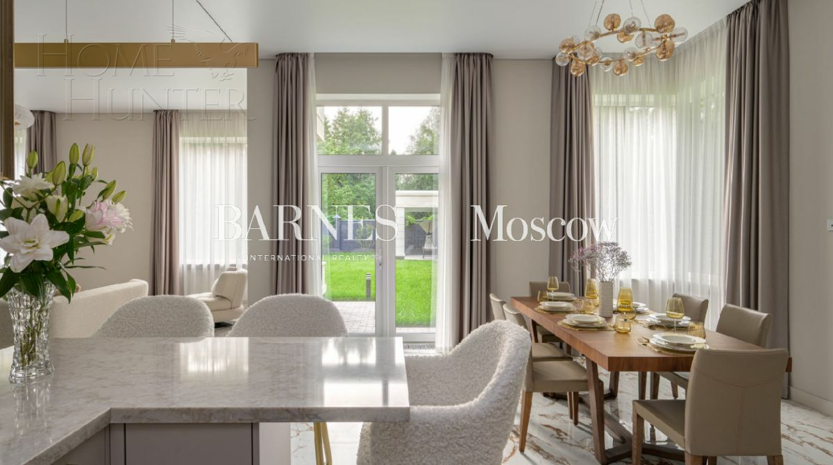 2-этажный коттедж 350 м² с отделкой