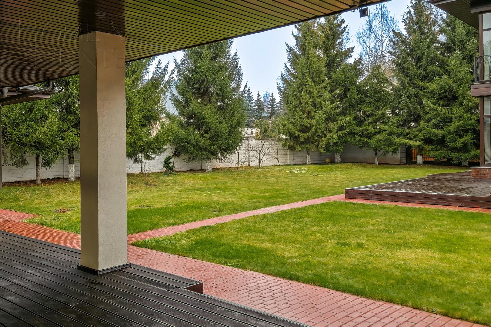 2-этажный коттедж 866 м² с отделкой