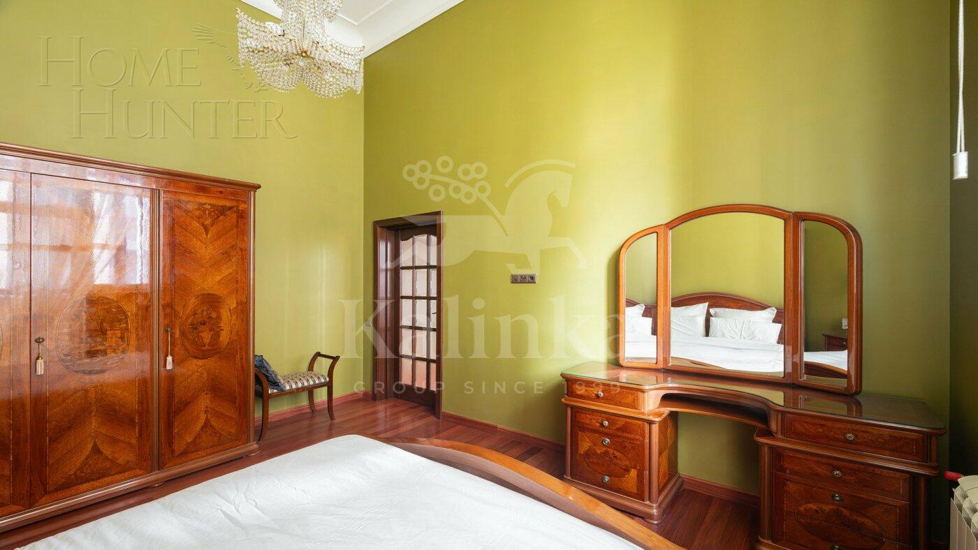 2-УРОВНЕВАЯ КВАРТИРА С ОТДЕЛКОЙ 1 000 М² НА 1 ЭТАЖЕ