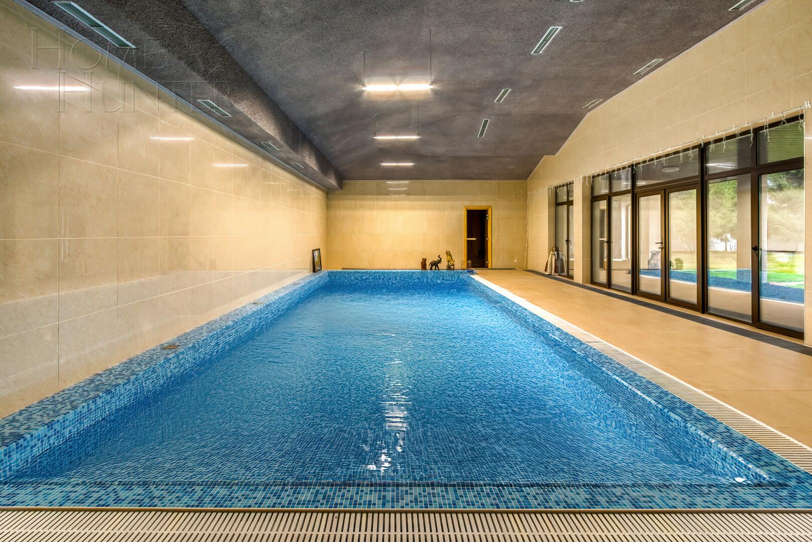 2-этажный коттедж 866 м² с отделкой