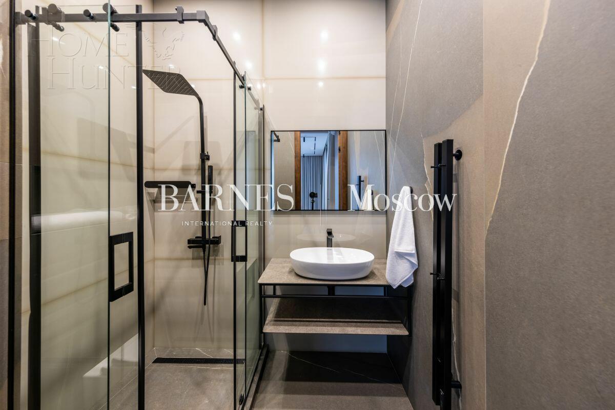 2-этажный коттедж 437 м² с отделкой