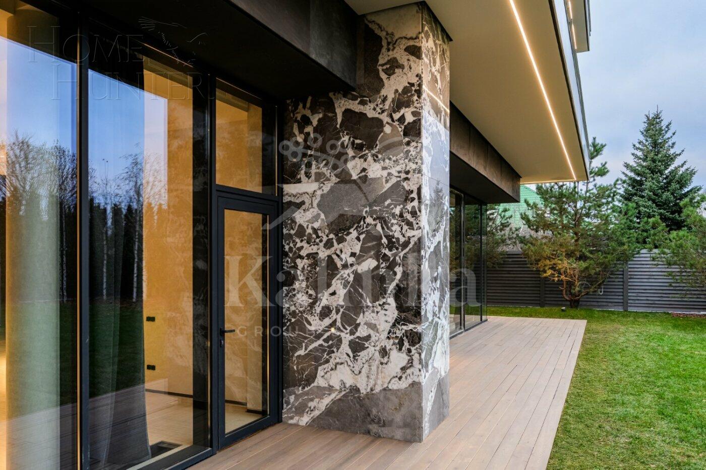 2-этажный коттедж 663 м² с отделкой