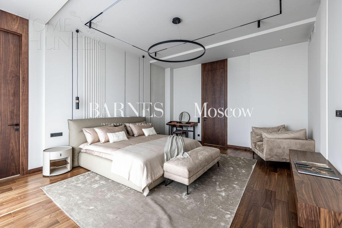 2-этажный коттедж 437 м² с отделкой