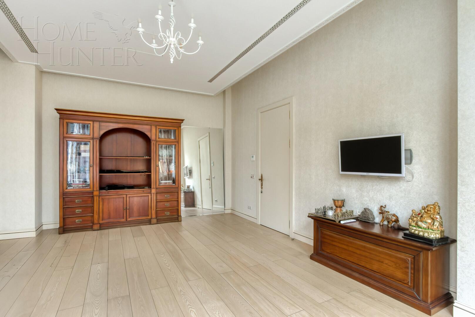 2-этажный коттедж 866 м² с отделкой