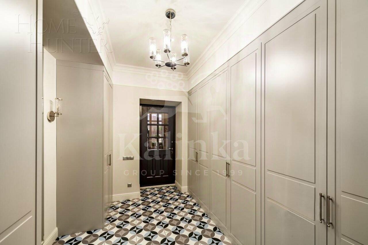 2-этажный коттедж 570 м² с отделкой