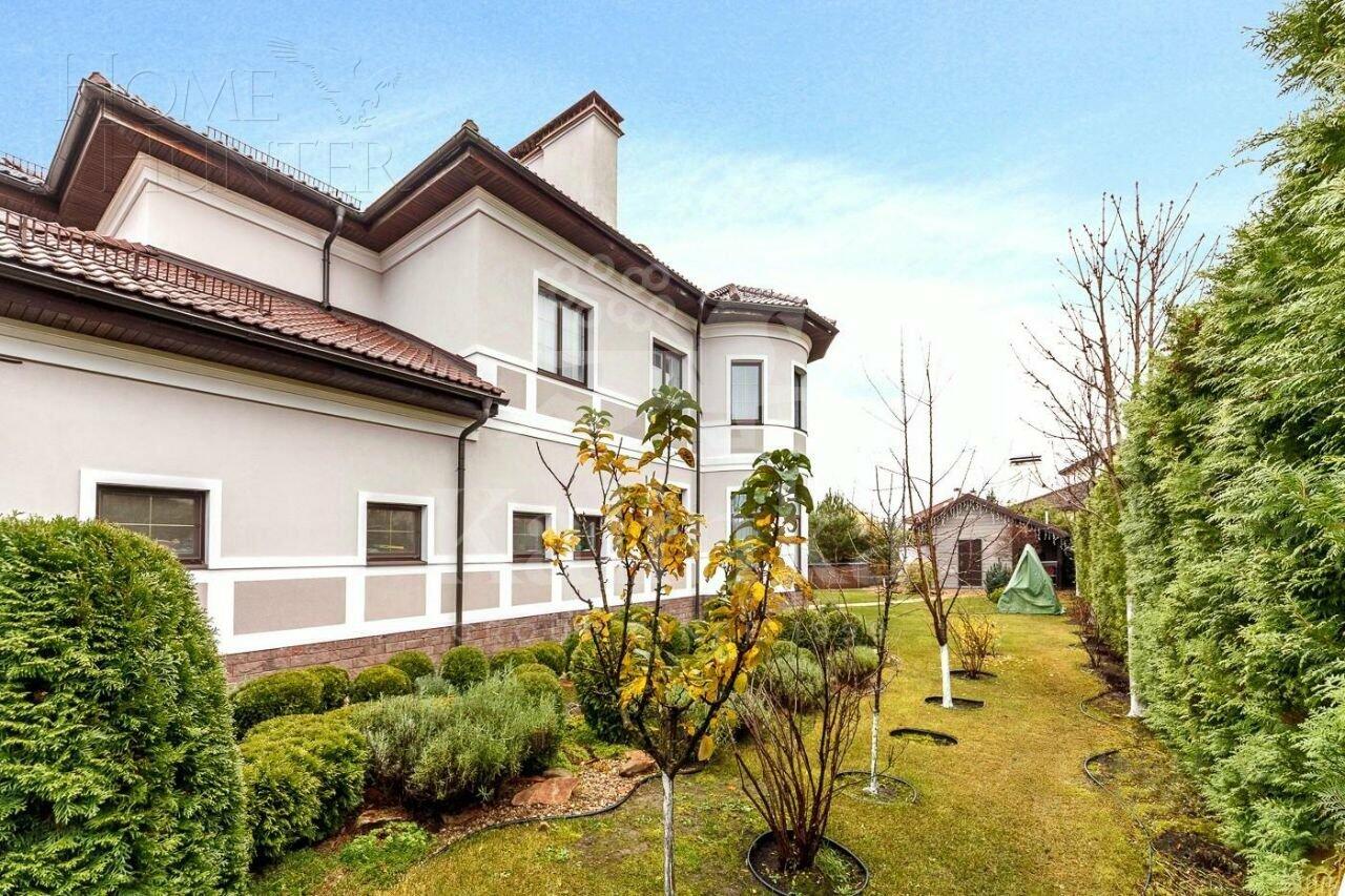 2-этажный коттедж 570 м² с отделкой