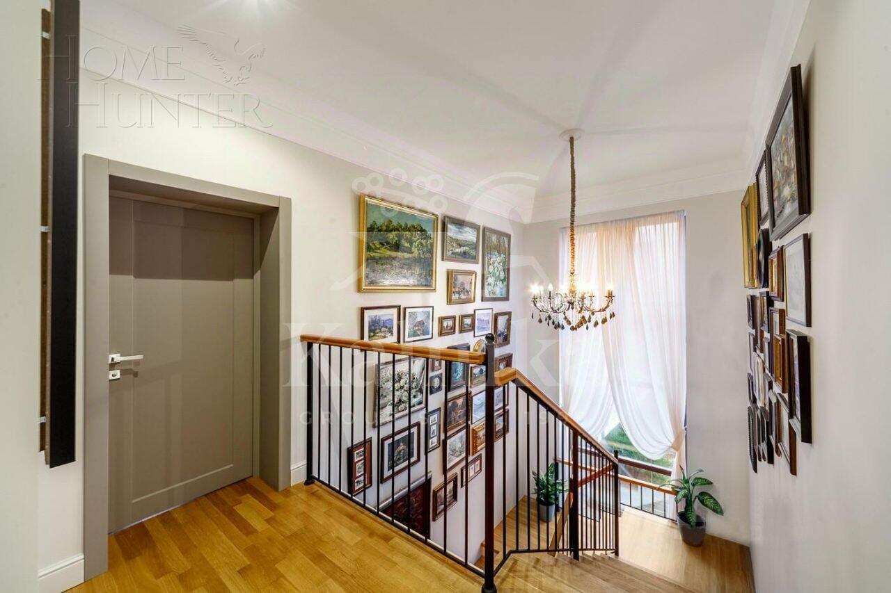 2-этажный коттедж 570 м² с отделкой