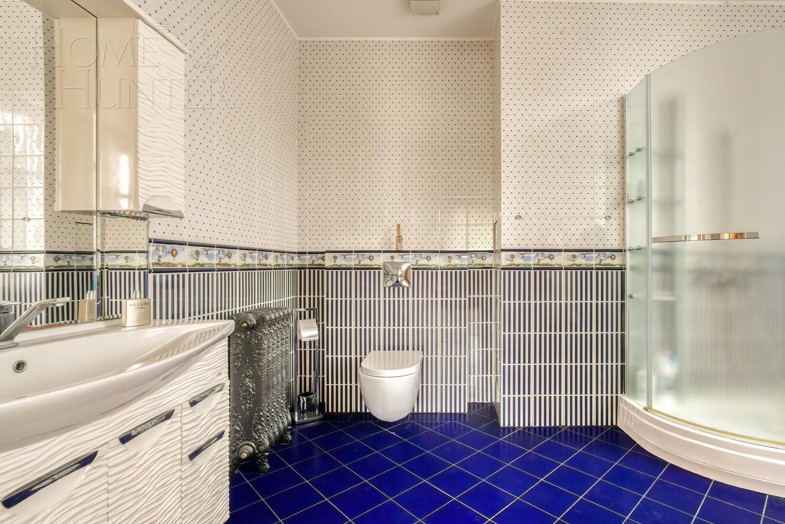 2-этажный коттедж 866 м² с отделкой