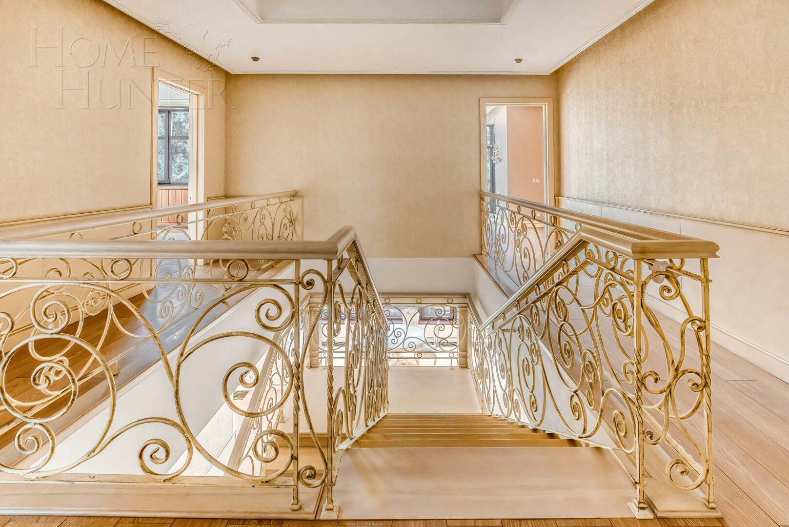 2-этажный коттедж 866 м² с отделкой