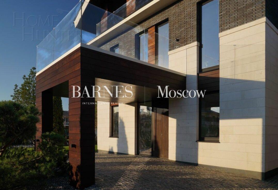 3-этажный коттедж 1 770 м² без отделки