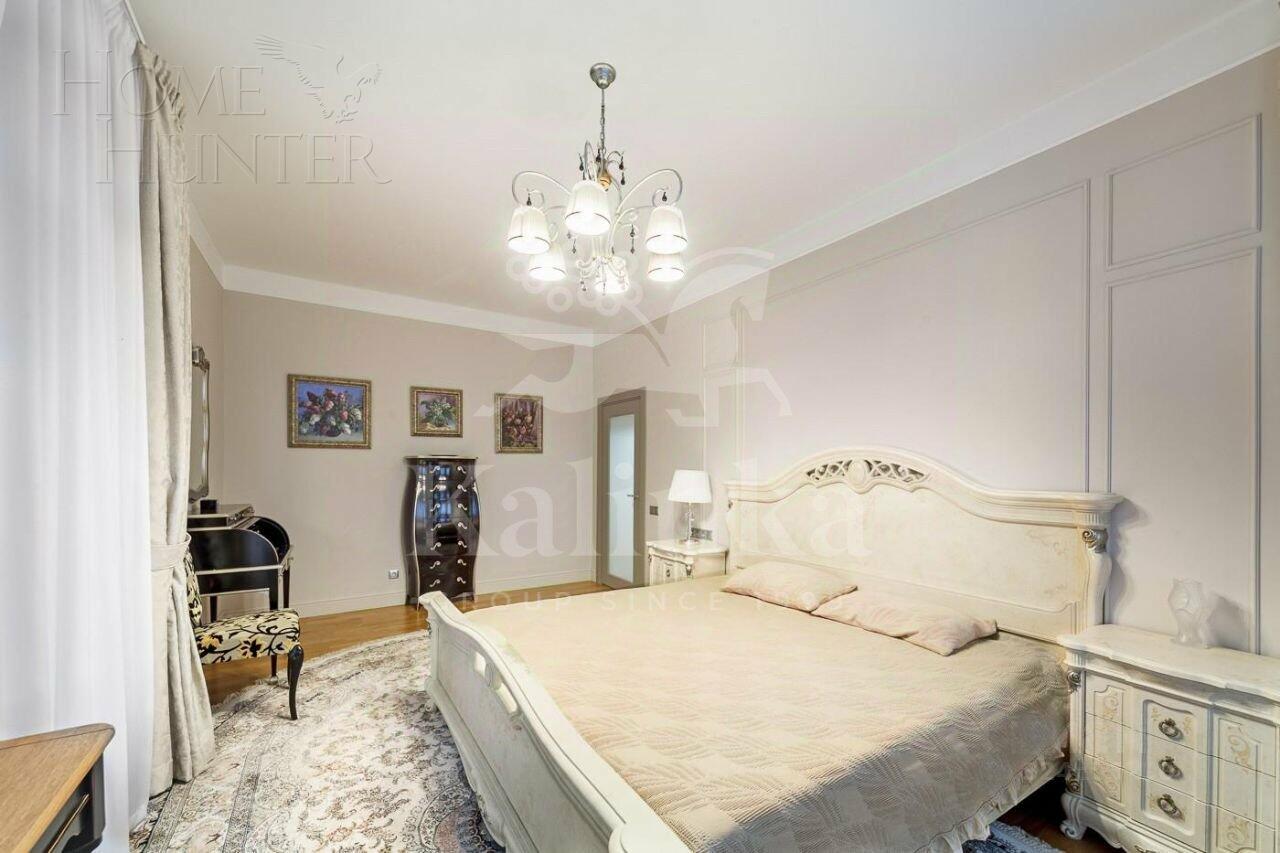 2-этажный коттедж 570 м² с отделкой