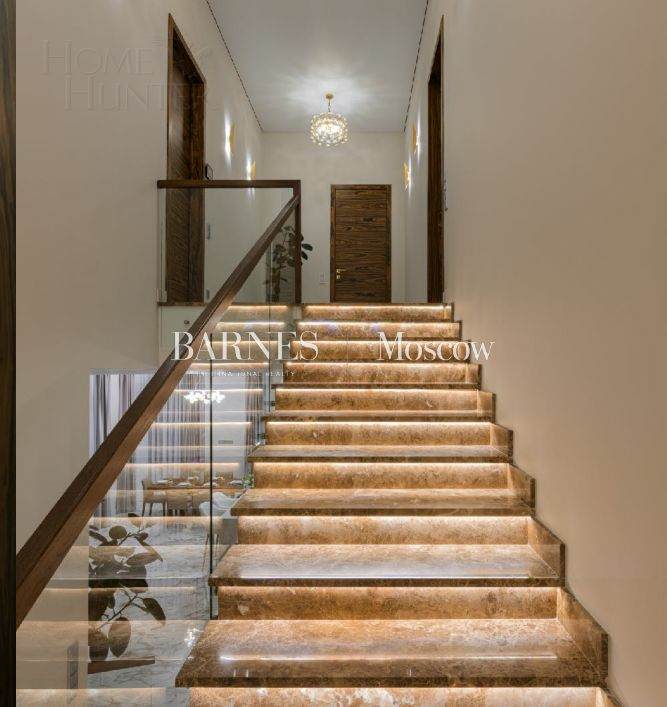 2-этажный коттедж 350 м² с отделкой