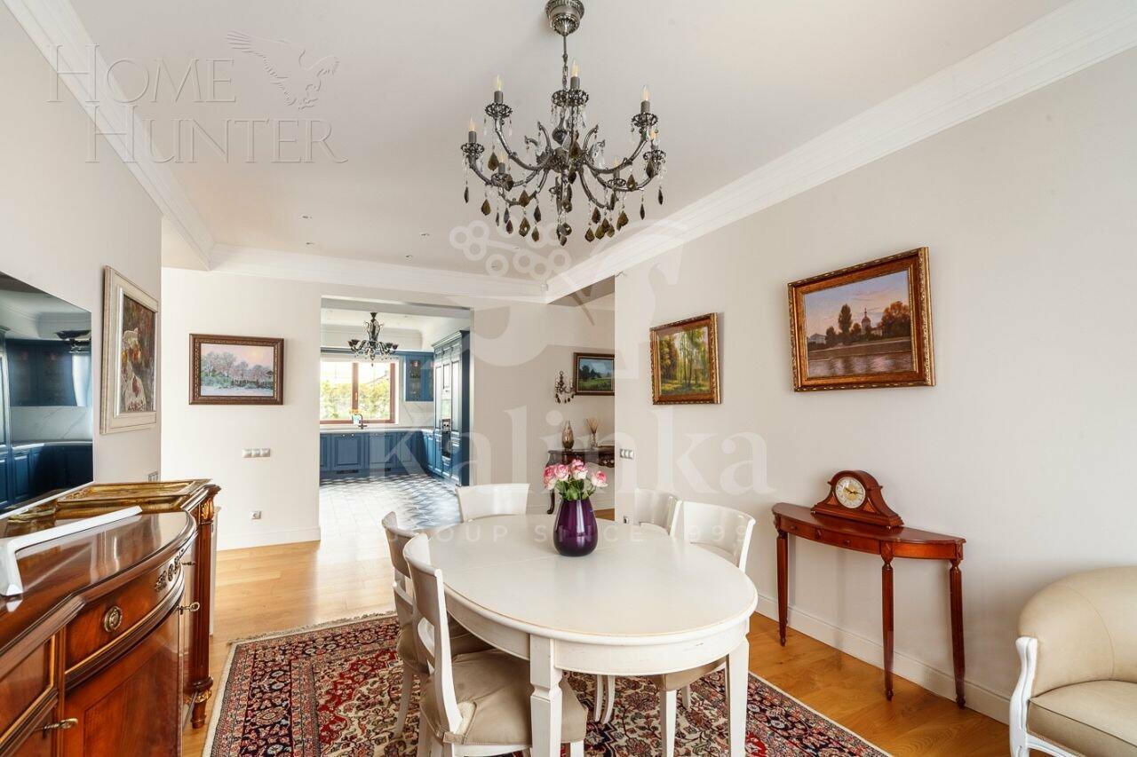 2-этажный коттедж 570 м² с отделкой