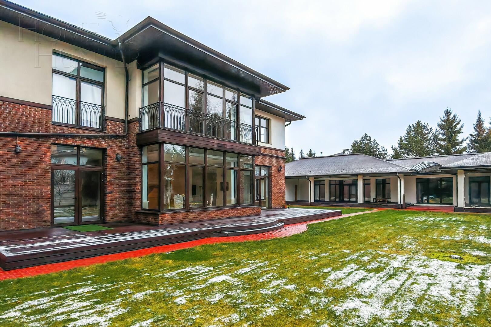 2-этажный коттедж 866 м² с отделкой