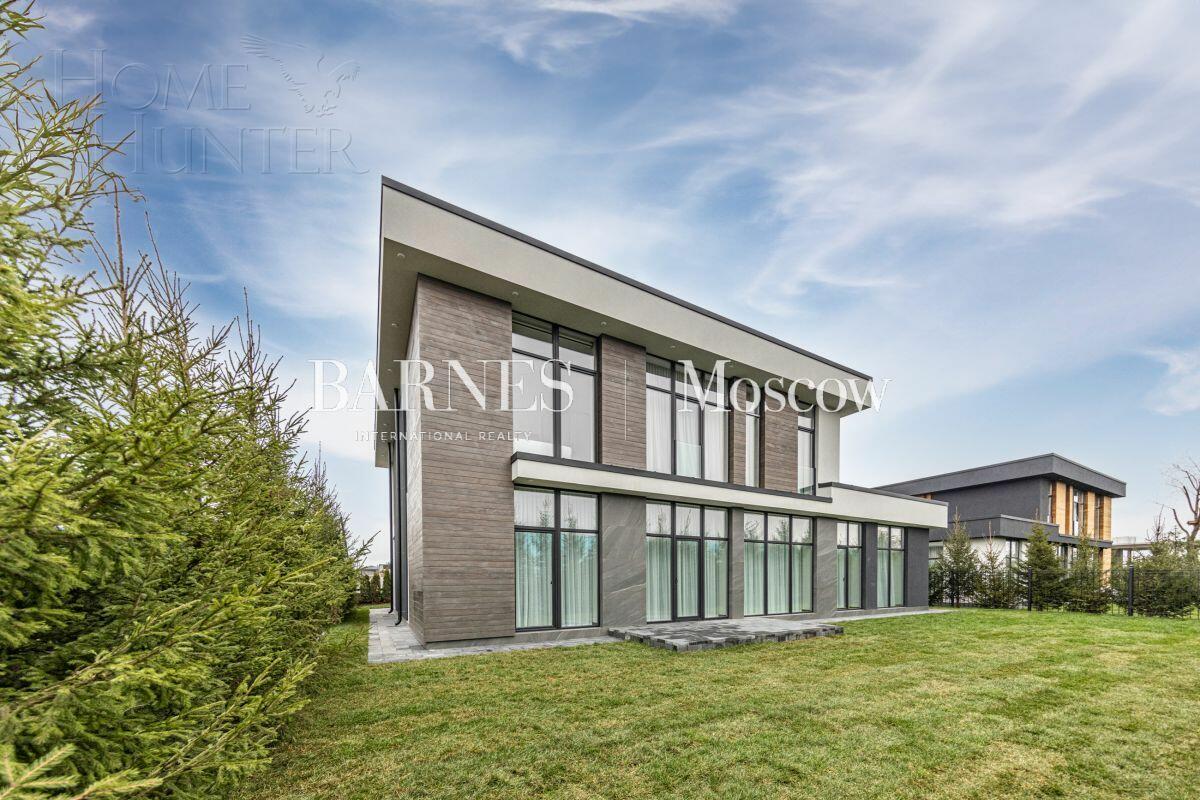 2-этажный коттедж 437 м² с отделкой