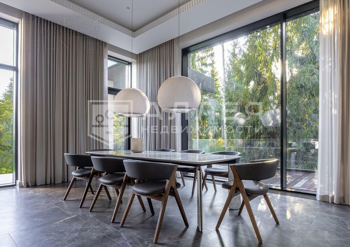 2-этажный коттедж 1 200 м² с отделкой