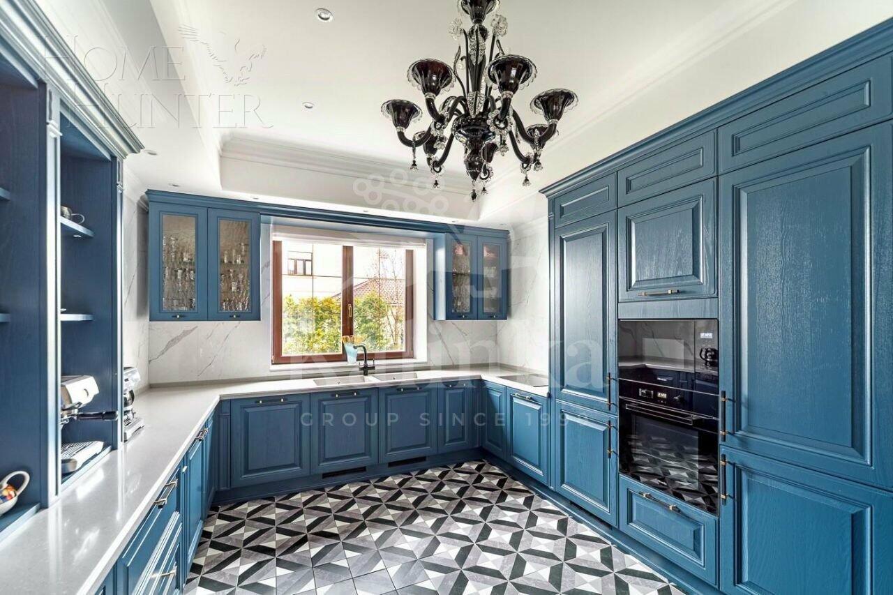 2-этажный коттедж 570 м² с отделкой