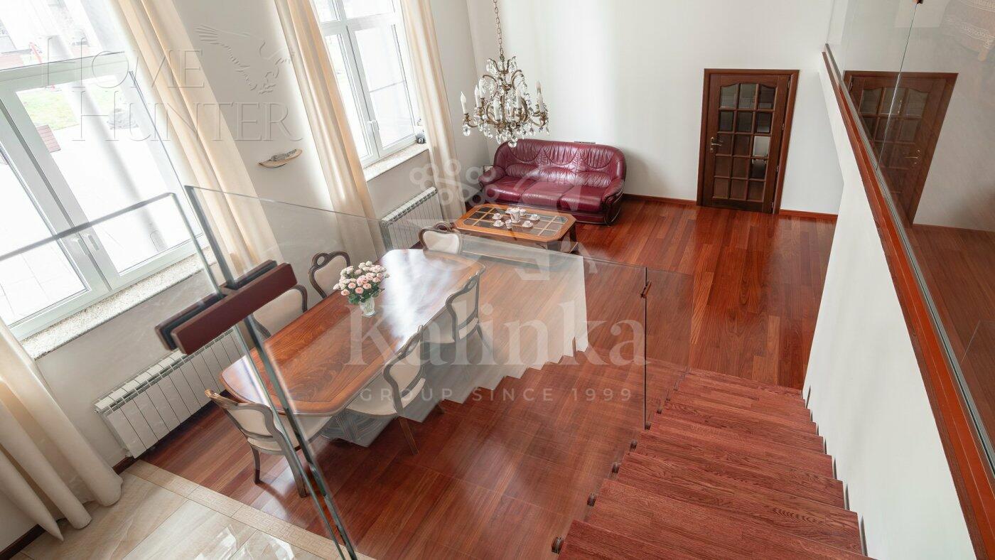 2-УРОВНЕВАЯ КВАРТИРА С ОТДЕЛКОЙ 1 000 М² НА 1 ЭТАЖЕ