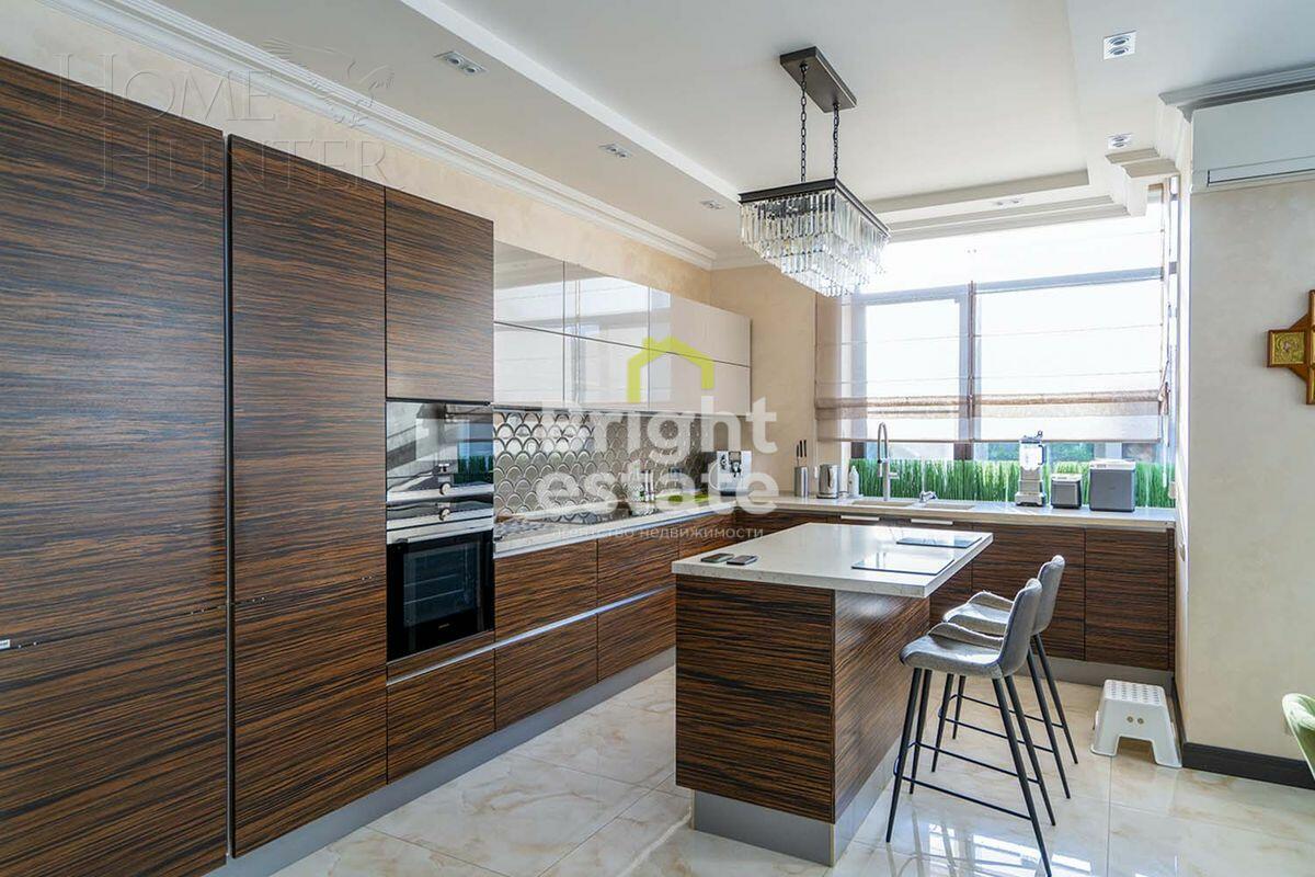 2-этажный коттедж 496 м² с отделкой