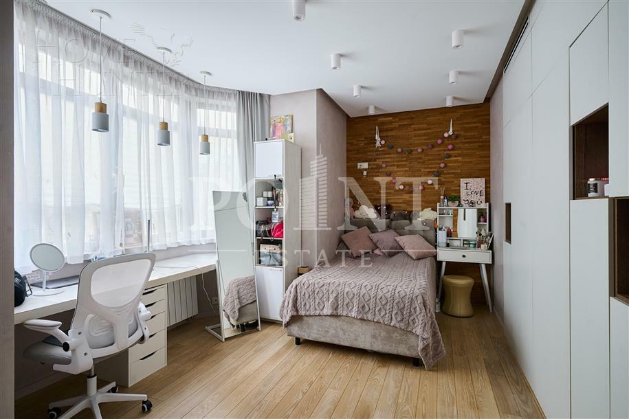 6-КОМН. КВАРТИРА С ОТДЕЛКОЙ 179 М² НА 3 ЭТАЖЕ