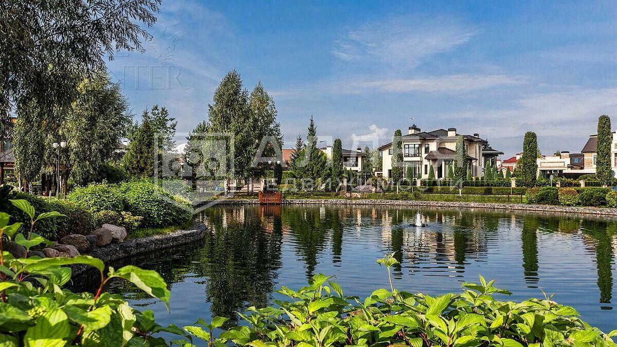 Участок 27 сот. в охраняемом поселке