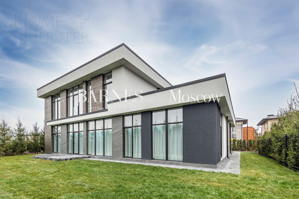 2-этажный коттедж 437 м² с отделкой