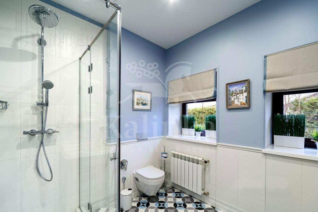 2-этажный коттедж 570 м² с отделкой