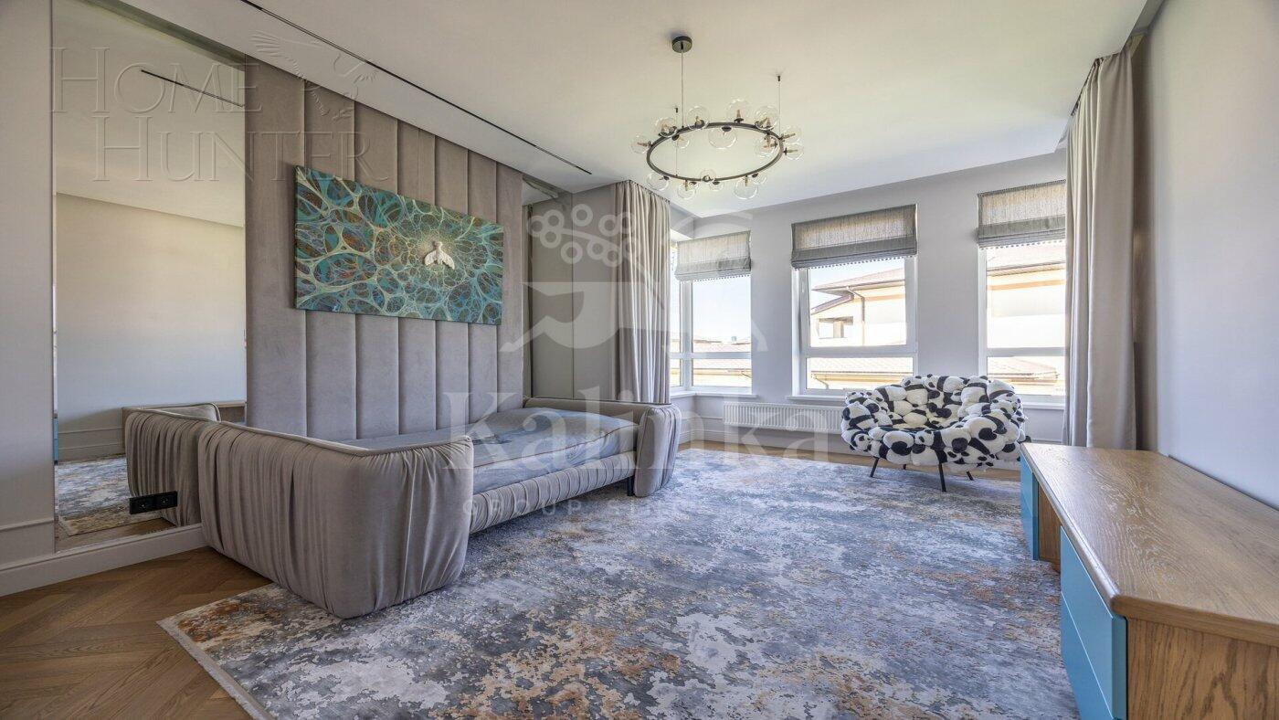 2-этажный коттедж 278 м² с отделкой