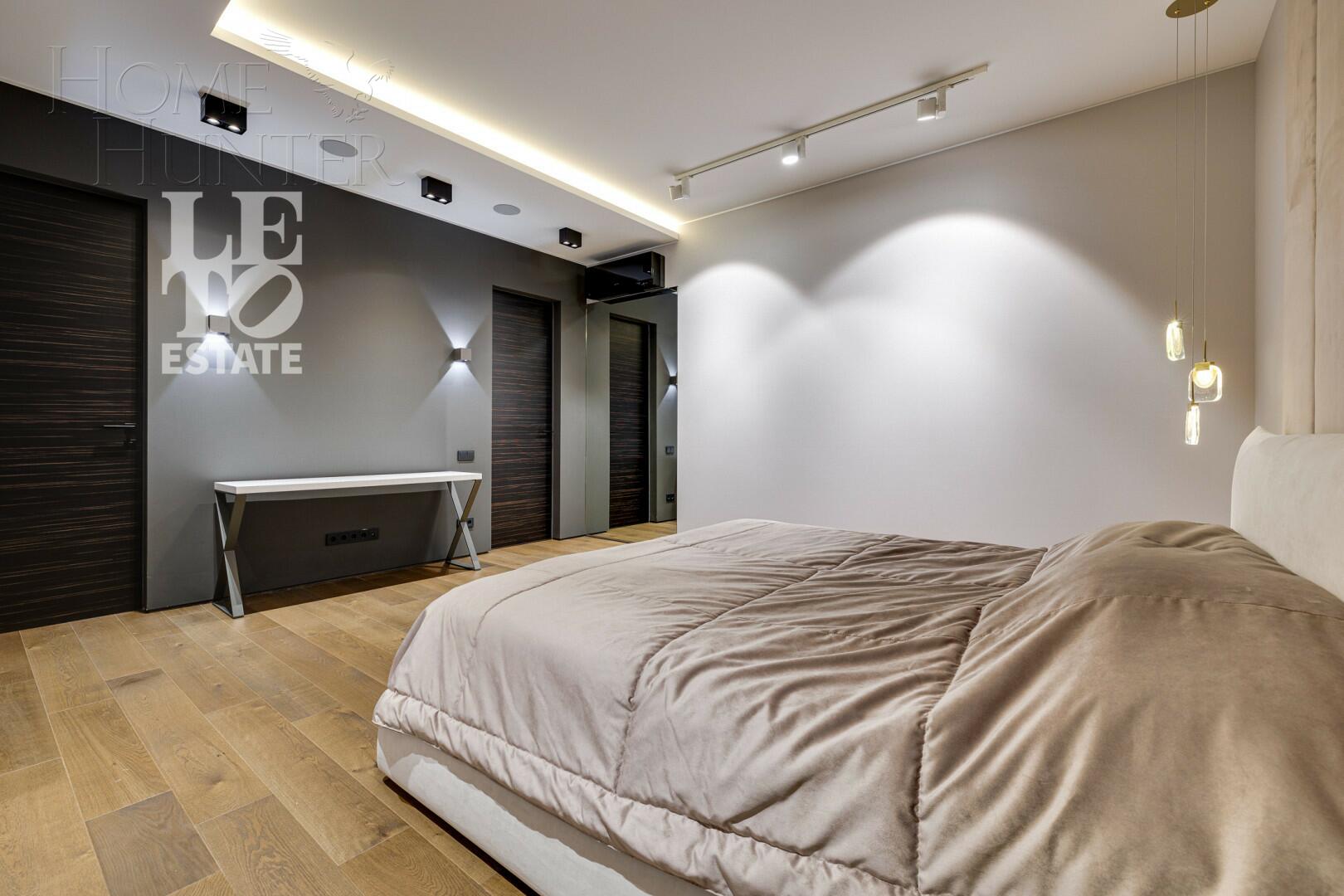 2-этажный коттедж 688 м² с отделкой