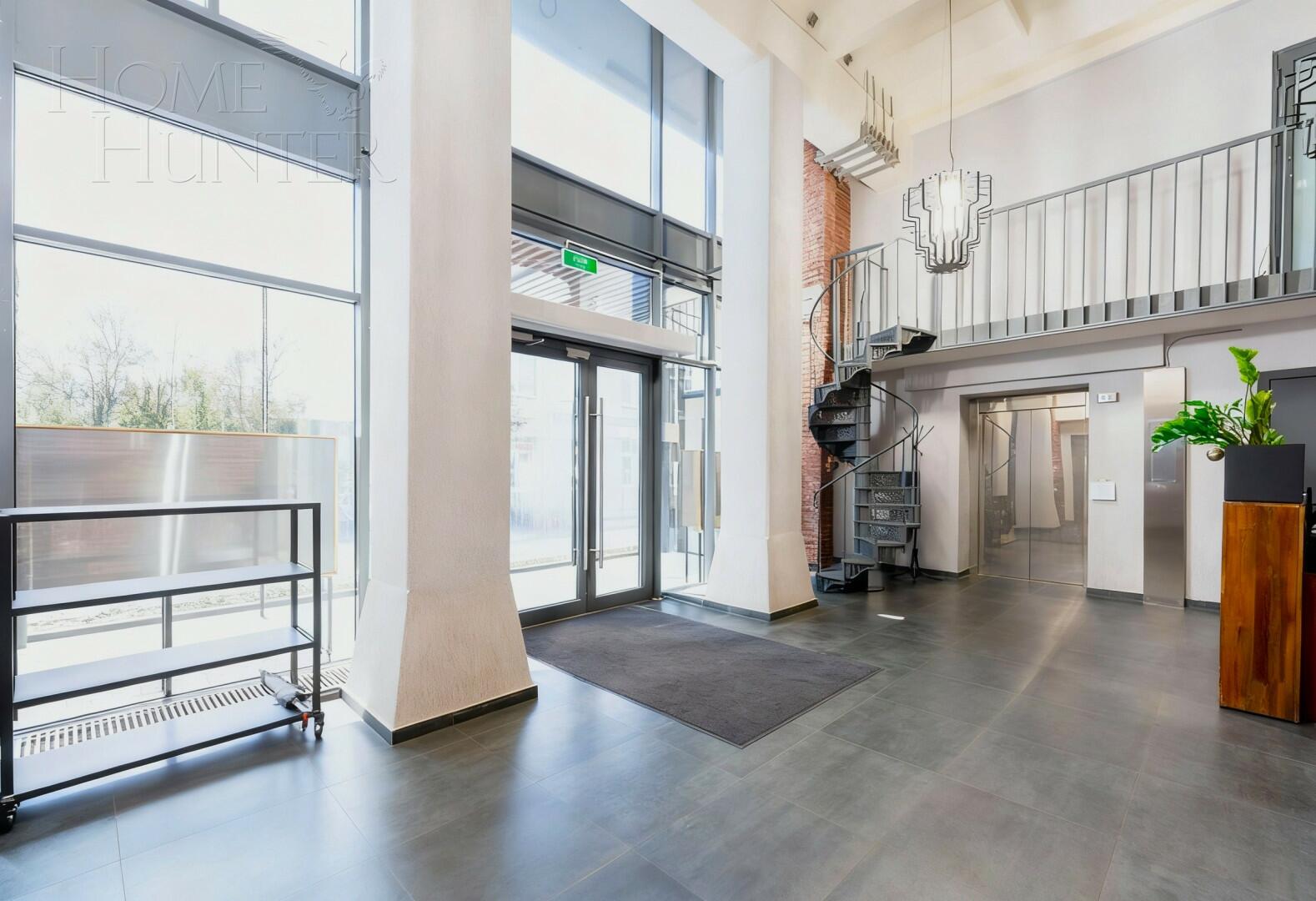 2-УРОВНЕВЫЕ АПАРТАМЕНТЫ С ОТДЕЛКОЙ 180 М² НА 1 ЭТАЖЕ