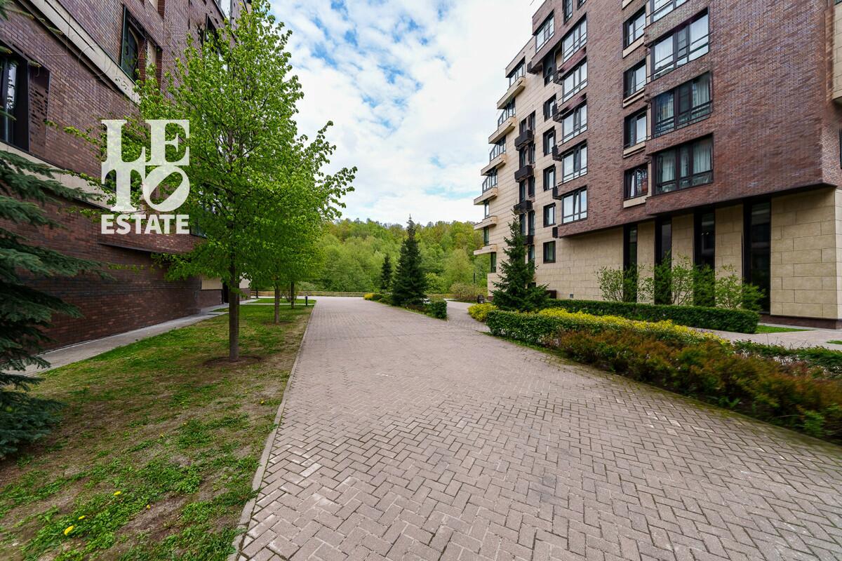 4-КОМН. КВАРТИРА С ОТДЕЛКОЙ 111 М² НА 2 ЭТАЖЕ